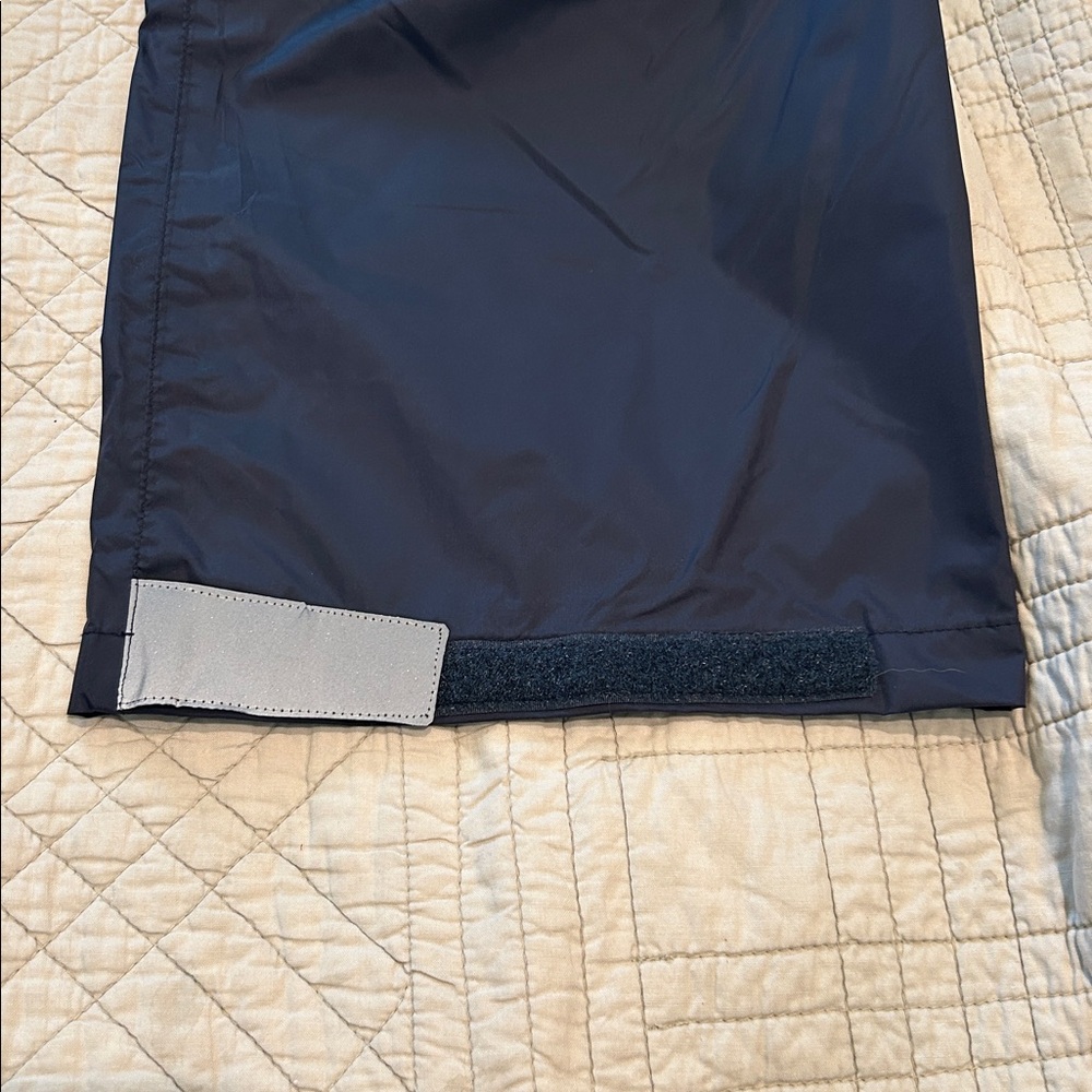 33,000 ft Woman’s Packable Rain Pants- Blue - Picture 9 of 13